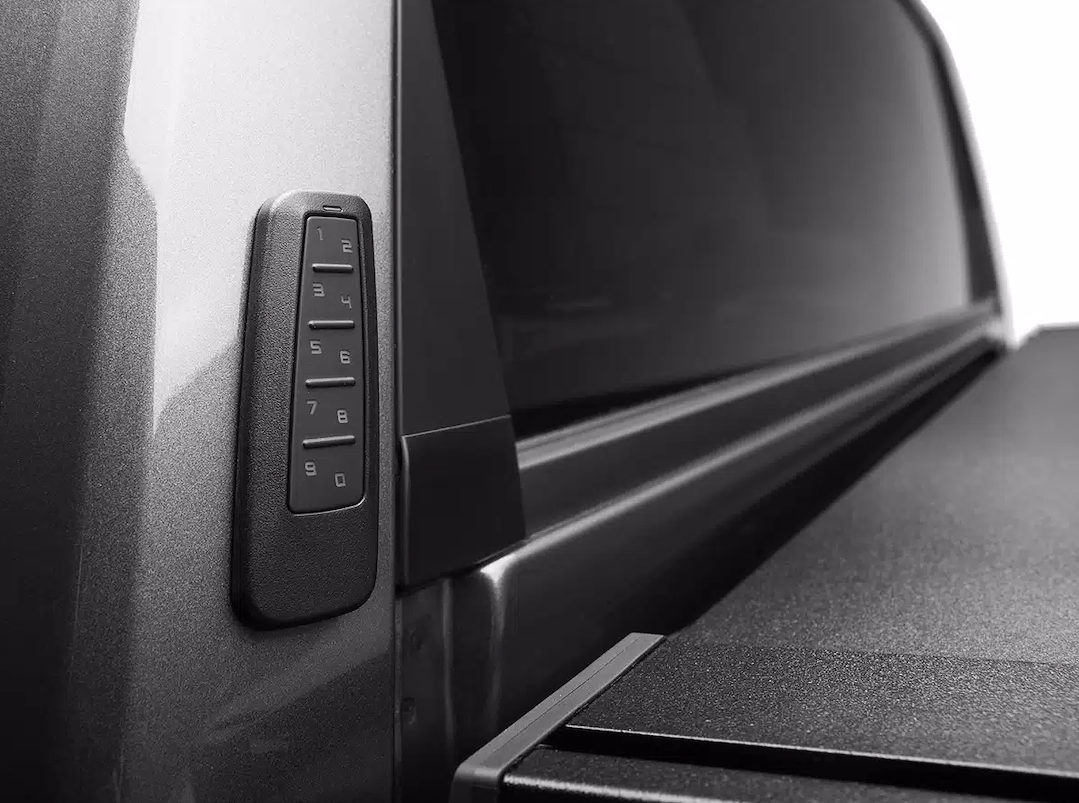 Retrax Eq0337-1 Tonneau Cover||eq0337-1_9.Png||94||rtxeq03371||1739957
