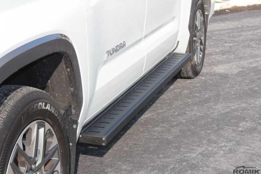 Product of Romik USA 81728419 ROF Series Running Board 