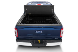 Undercover Ax22032 Tonneau Cover||uc_Armorflex_21ford-F150_Rear_04open_Rt.Jpg||95||u19ax22032||1531849