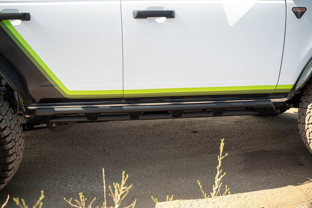 Dv8 Offroad Srbr-07 Rocker Panel Guard||2021-2024-Ford-Bronco-4-Door-Rock-Sliders-Installed-7.Jpg||95||dv8srbr07||1629205