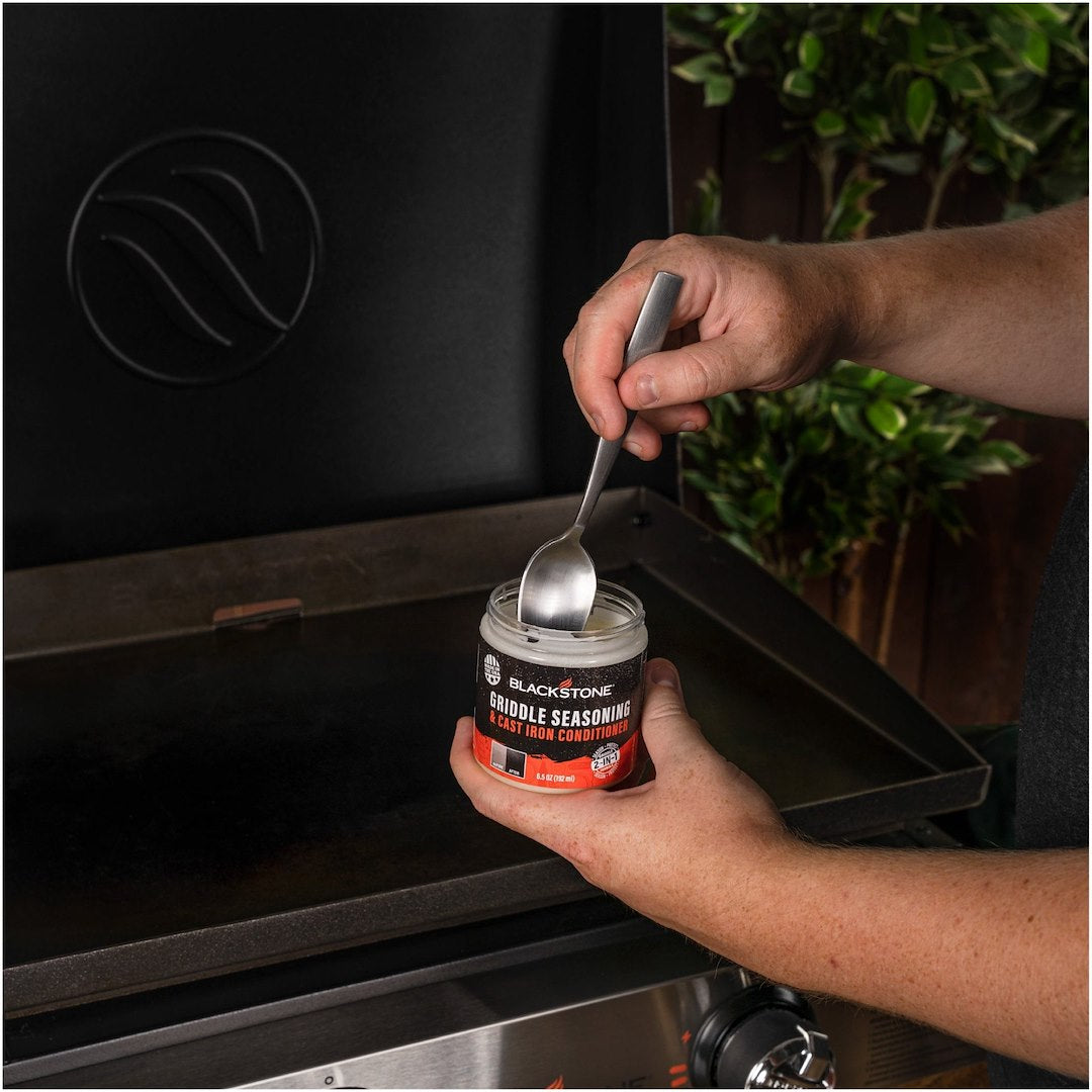 Blackstone 4114 Griddle Seasoning||4114_3.Jpg||88||n6v4114||2217423