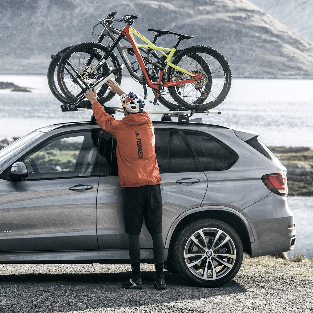 Thule 599000 Bike Rack||1390160.Jpg||90||t22599000||1621980