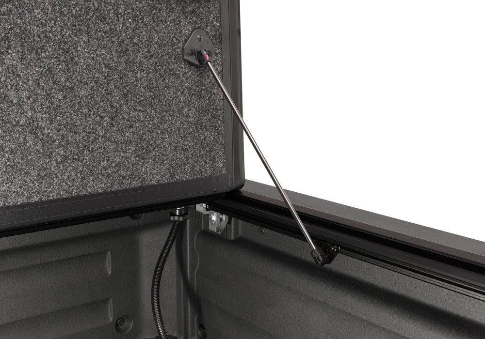 Undercover Ux82000 Tonneau Cover||uc_Ultraflex_17-Ridgeline_Gray_Details02_Header.Jpg||86||u19ux82000||1339970