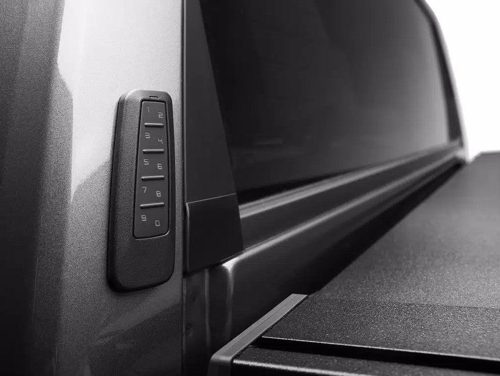 Retrax Eq0870 Tonneau Cover||eq0870_10.Jpg||95||rtxeq0870||1740035