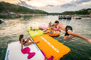 Airhead Ahpf-067 Float Tube||airhead_Lifestyle_Austin_21_ Pool Lake River -17.Jpg||95||a4mahpf067||1032263