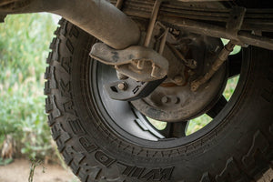 Dv8 Offroad Sptt1-02 Skid Plate||3rd-Gen-Toyota-Tacoma-Rear-Shock-Skid-Plates-Installed-05.Jpg||93||dv8sptt102||1629051