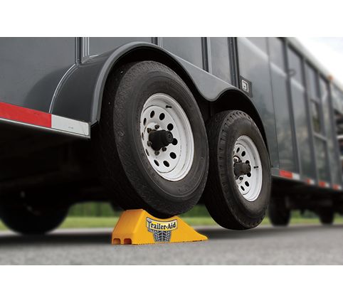 Eaz Lift 21 Trailer Tire Change Ramp||21_Inuse.Jpg||85||c1w21||1106021