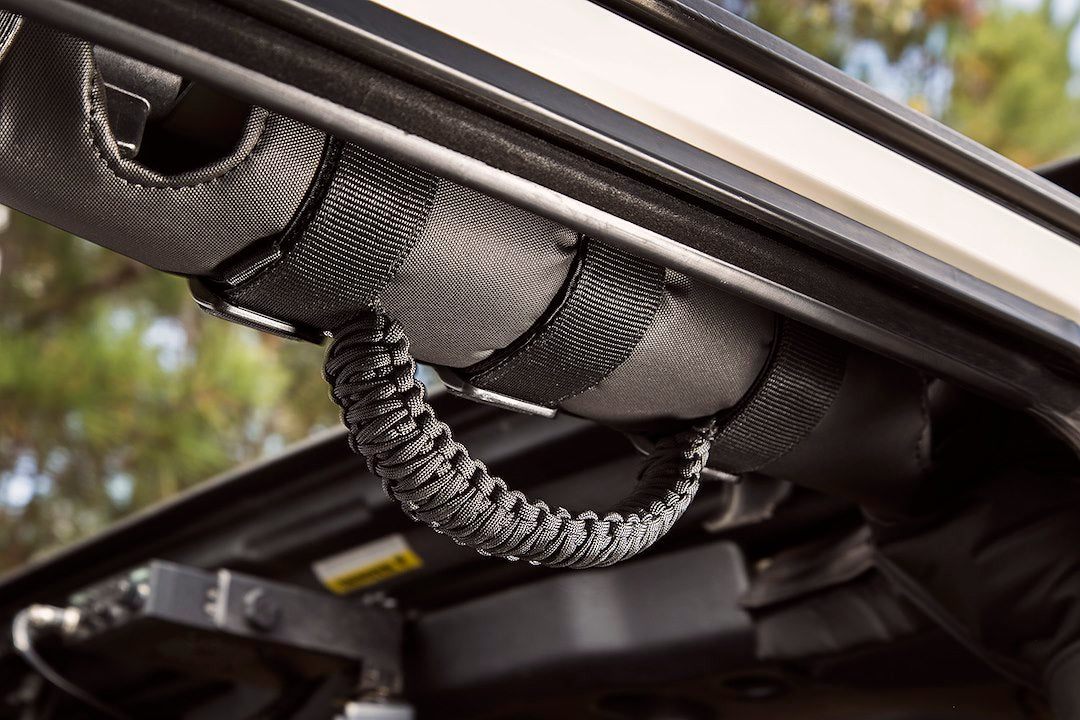 Rugged Ridge 13505.30 Interior Grab Strap||13505.30_Installed1.Jpg||90||o311350530||1358668