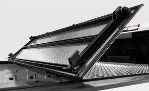 Access Covers B6040049 Tonneau Cover||lomax_Feature_Strong_Yet_Lightweight.Jpg||92||a74b6040049||1775032