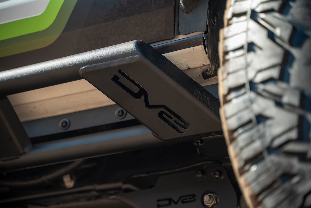 Dv8 Offroad Srbr-07 Rocker Panel Guard||2021-2024-Ford-Bronco-4-Door-Rock-Sliders-Installed-3.Jpg||92||dv8srbr07||1629201