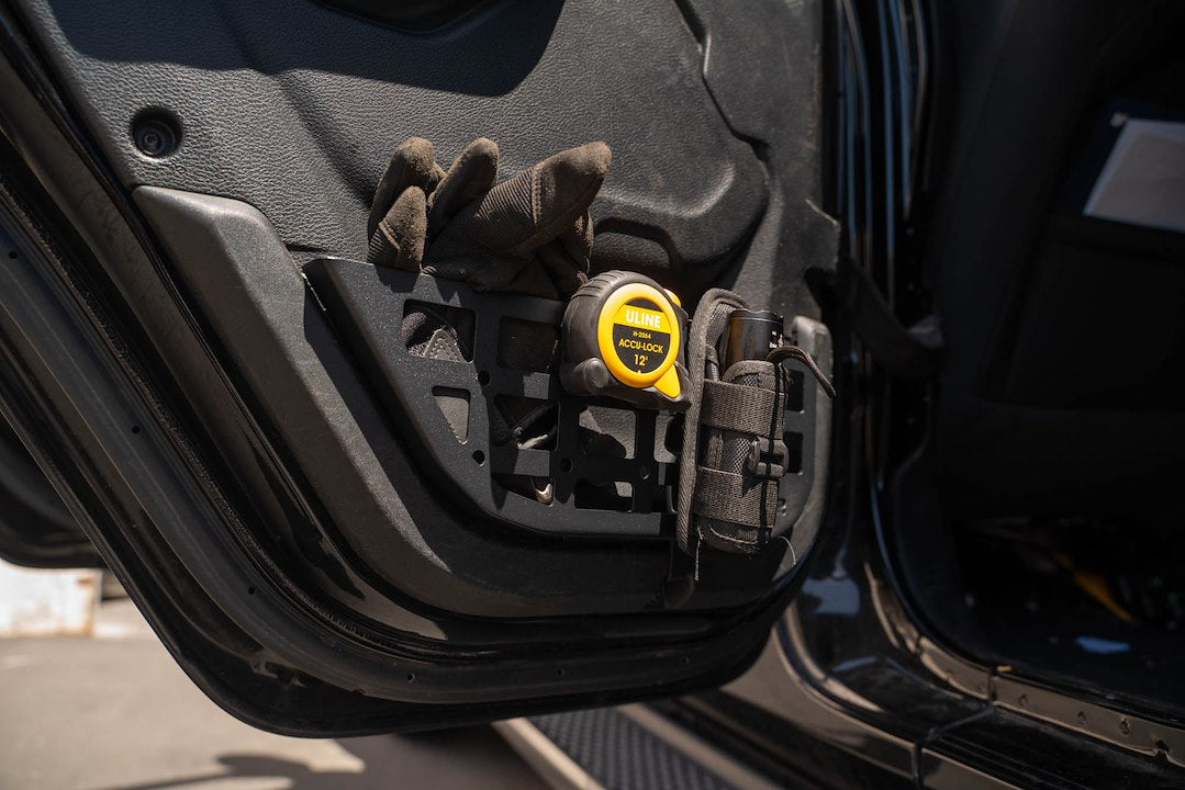 Dv8 Offroad Mpjl-08 Molle Cargo Panel||wrangler-Jl-Gladiatorjt-Slim-Rear-Door-Molle-Pockets-Installed-3.Jpg||94||dv8mpjl08||1628355