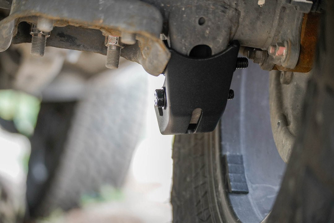Dv8 Offroad Sptt1-02 Skid Plate||3rd-Gen-Toyota-Tacoma-Rear-Shock-Skid-Plates-Installed-08.Jpg||95||dv8sptt102||1629054