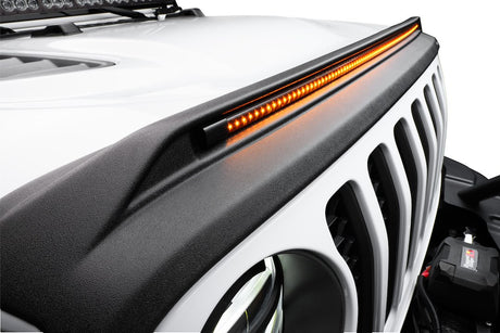 Husky Liner 2820163 Bug Shield||hky_Aeroskinlightshield_20jeepgladiatorjt_4dr_Brightwhite_3qtrclose_Lighted2.Jpg||86||h212820163||1691390