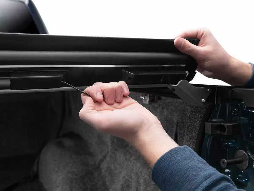 Bak Industries 39146 Tonneau Cover||revolverx2_Tonneau Cover_16.Jpg||95||b6539146||1766329