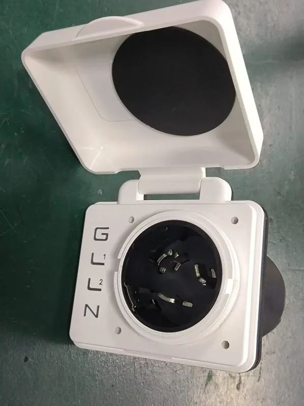 Hughes Auto Sv50api-W Power Inlet Port||sv50api-W_9.Jpg||94||h6zsv50apiw||1557816