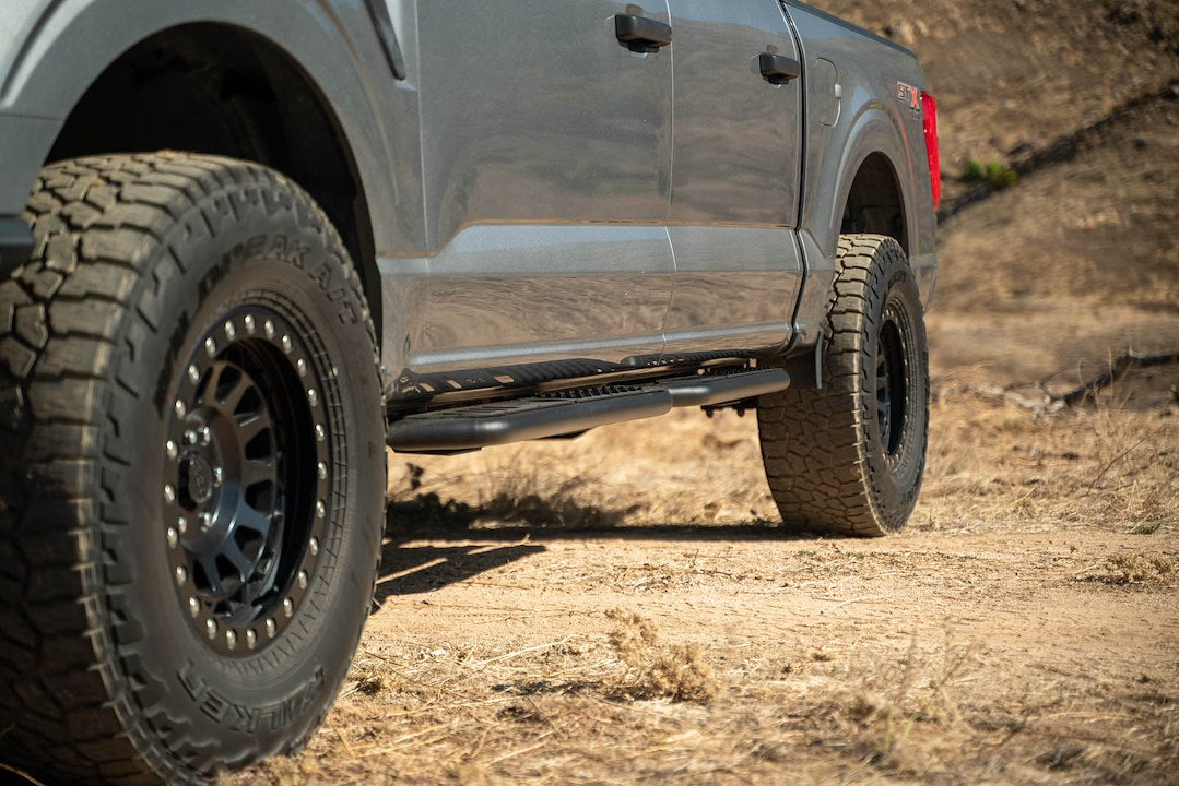Dv8 Offroad Srff1-01 Nerf Bar||ford-F-150-Crew-Cab-Oe-Plus-Side-Ste-Installed-6.Jpg||94||dv8srff101||1687508