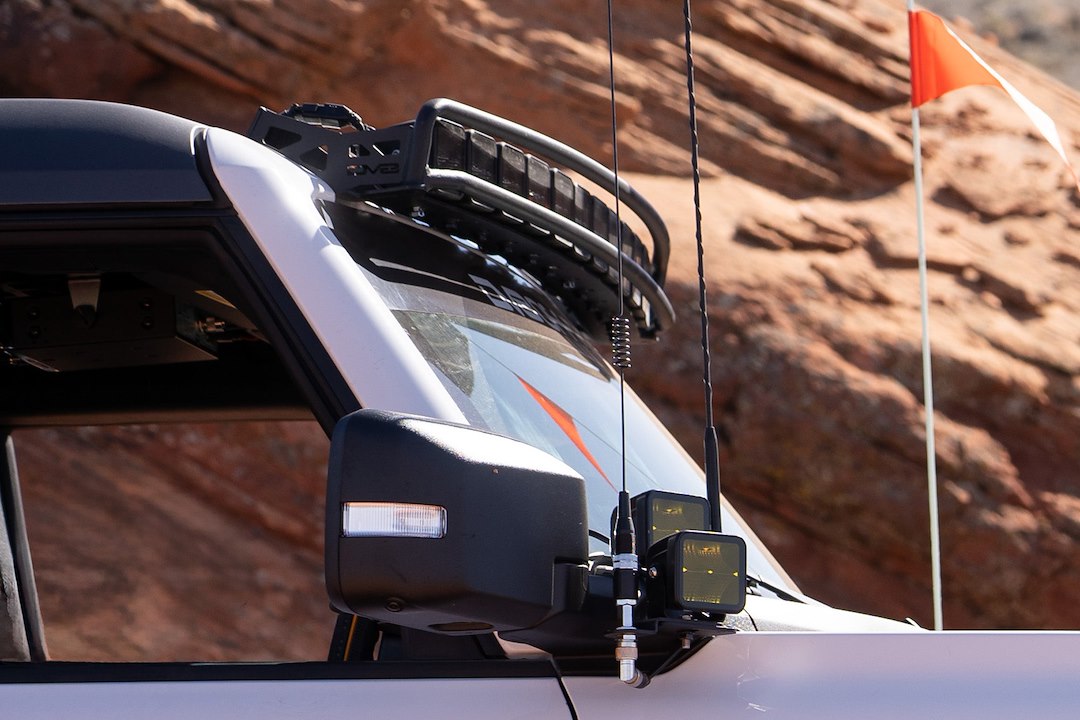 Dv8 Offroad Lbbr-03 Light Bar Mounting Kit||40-Inch-Bronco-Light-Bar-Mount-On-Hardtop-2.Jpg||90||dv8lbbr03||1627872