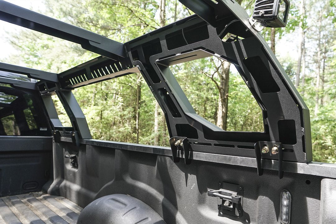 Fab Fours Rack01-01-1 Bed Cargo Rack||rack01_Mounting_Lifestyle.Jpg||90||f66rack01011||1638278