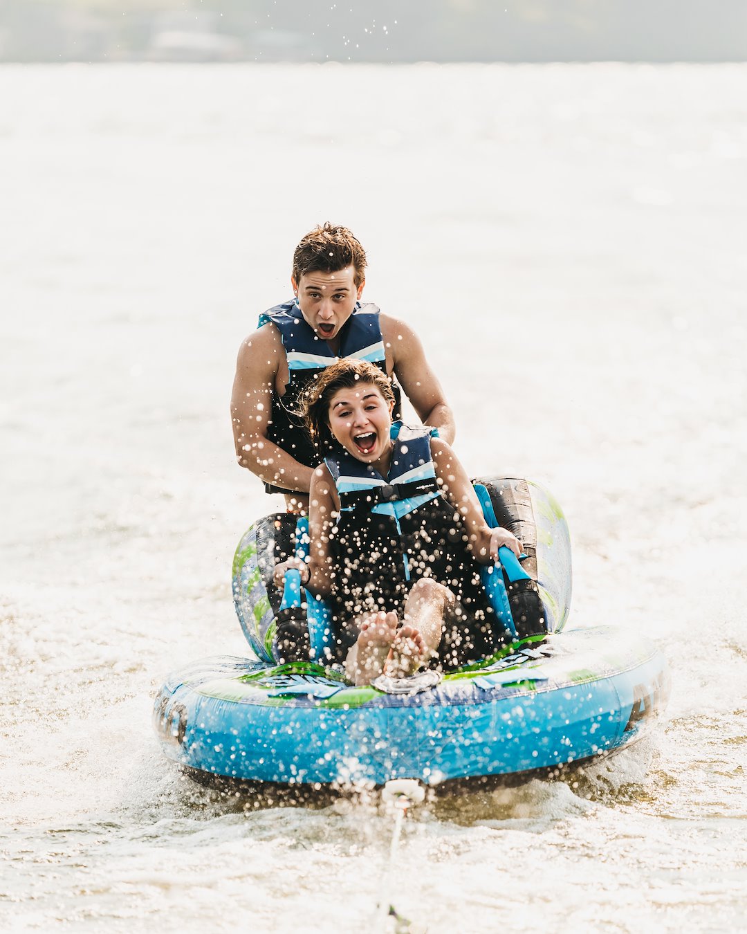 Airhead 30053-02-A-Bl Pfd - Personal Floatation Device||airhead_Lifestyle_Wisconsin_21_Towables -25.Jpg||95||a4m3005302abl||1014200