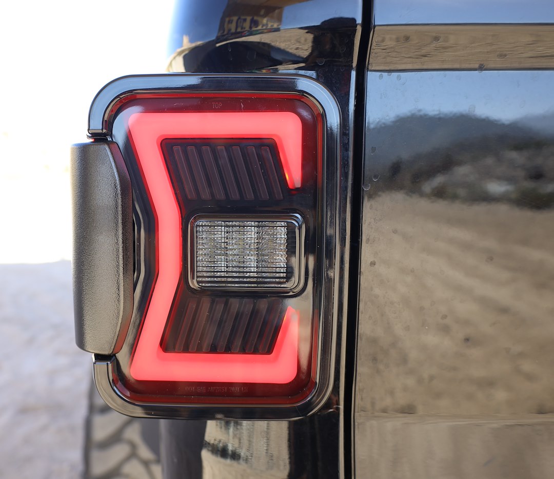Winjet Renegade Ctrng0668-Bs-Sq Tail Light Assembly||||92||wnjng0668bssq||1926256