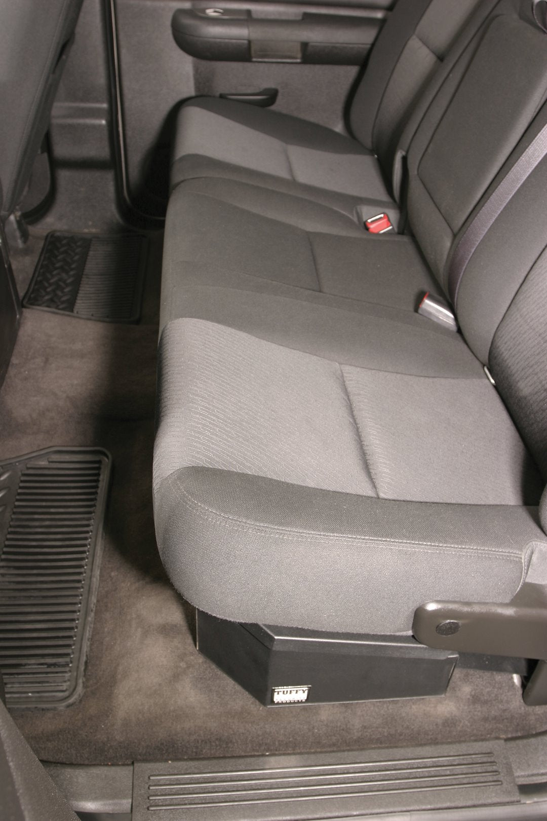Tuffy Security 307-01 Under Seat Storage Unit||bhrq_307-01-Img_002_P06_Ang_A.Jpg||87||t6030701||946137