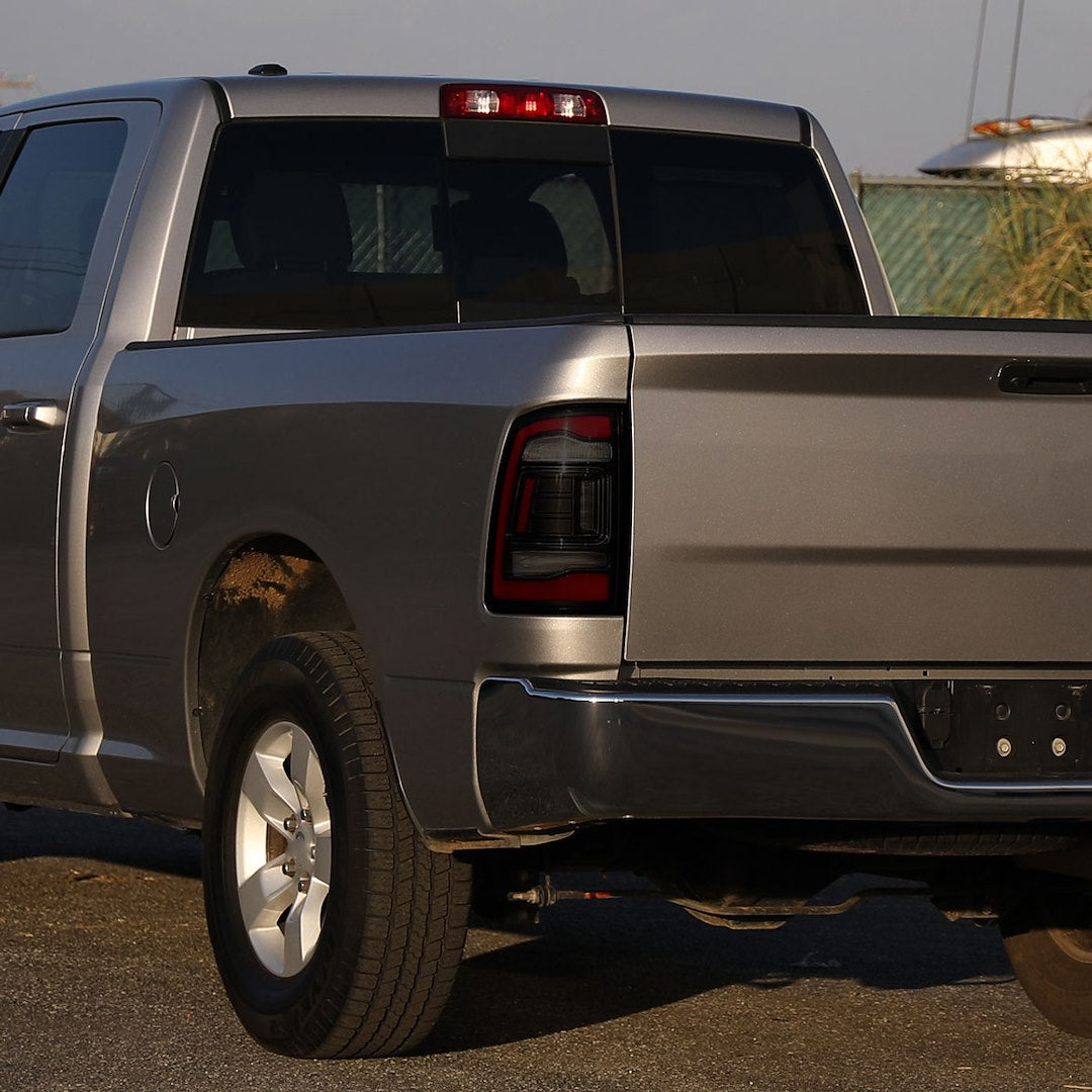 Spec-D Tuning Lt-Ram09smled-Rs Tail Light Assembly||lt-Ram09smled-Rs_3.Jpg||88||sdtm09smledrs||1563886