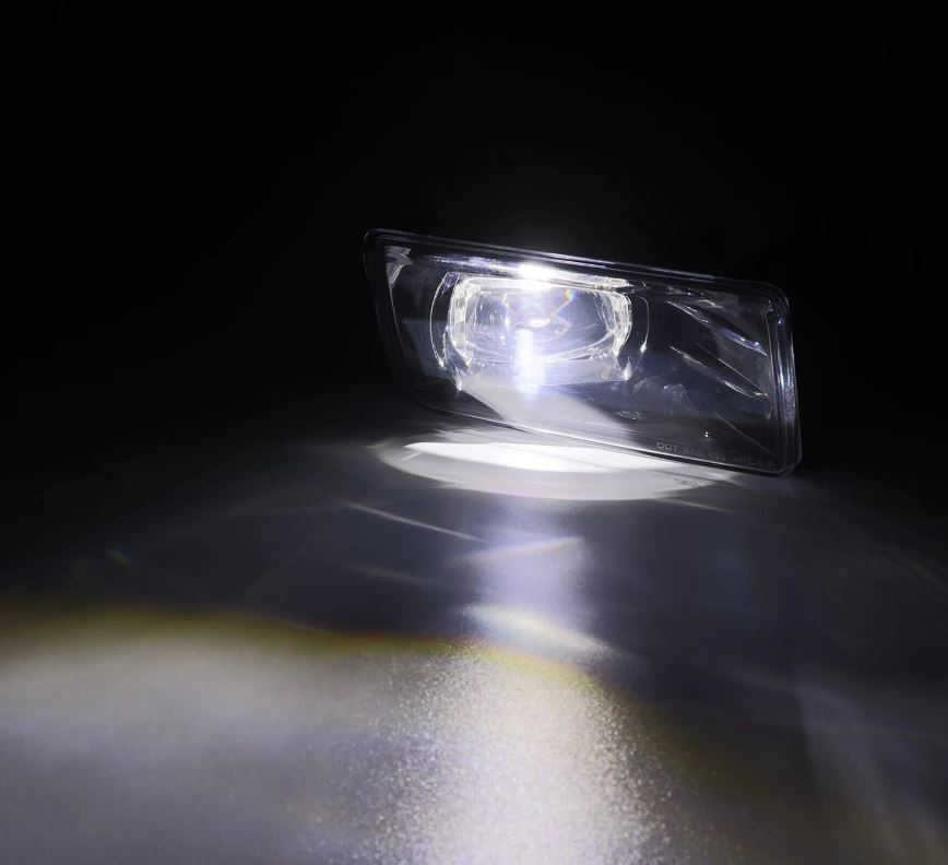 Alpharex Usa 210008 Driving/ Fog Light||210008_7.Jpg||91||alp210008||1735681