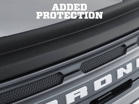 Husky Liner 2830214 Bug Shield||hl_Aeroskinii_Lifestyle_2.Jpg||89||h212830214||1747050