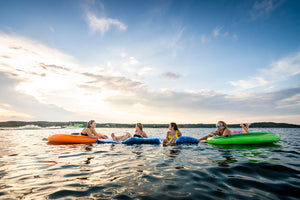 Airhead Ahpf-067 Float Tube||airhead_Lifestyle_Austin_21_ Pool Lake River -27.Jpg||95||a4mahpf067||974195