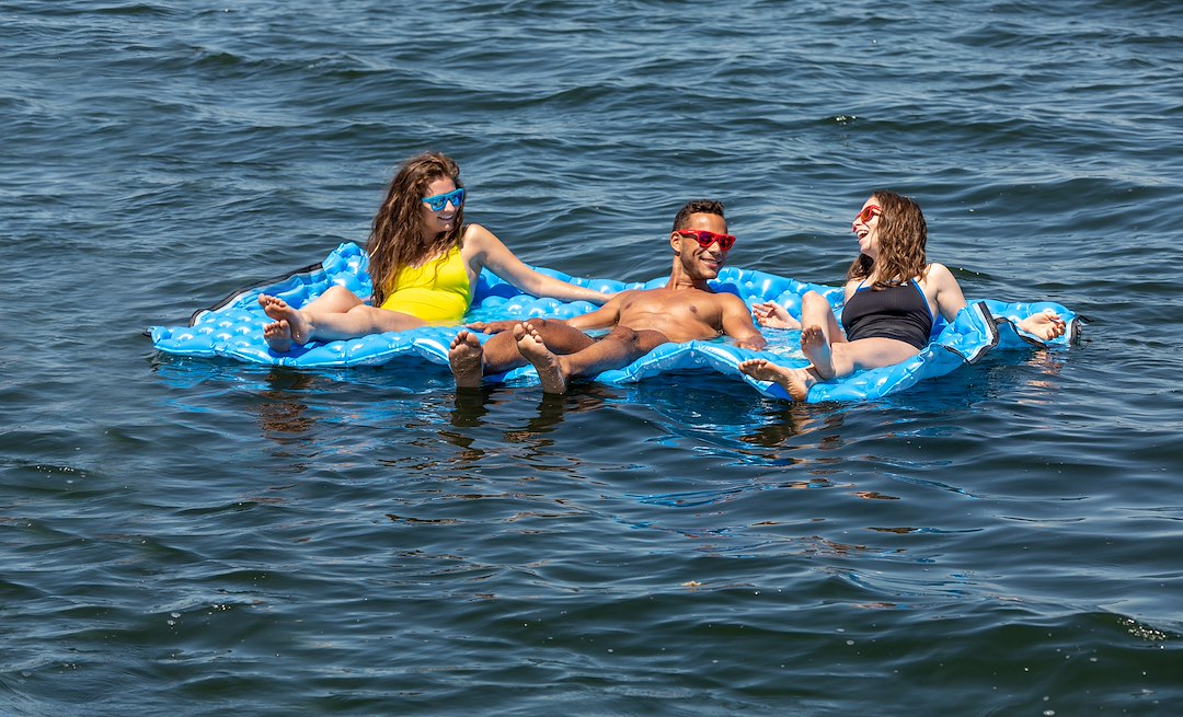 Airhead Ahgp-7 Water Walkway||ahgp-7_Air Island_Blue_Action-3.Jpg||90||a4mahgp7||1124408
