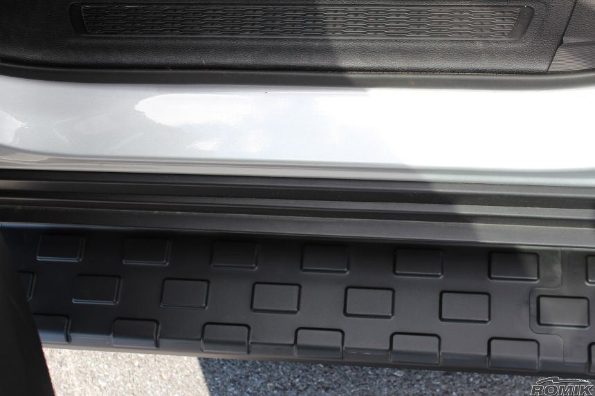 Product of Romik USA 51318419 REC Series Running Board 