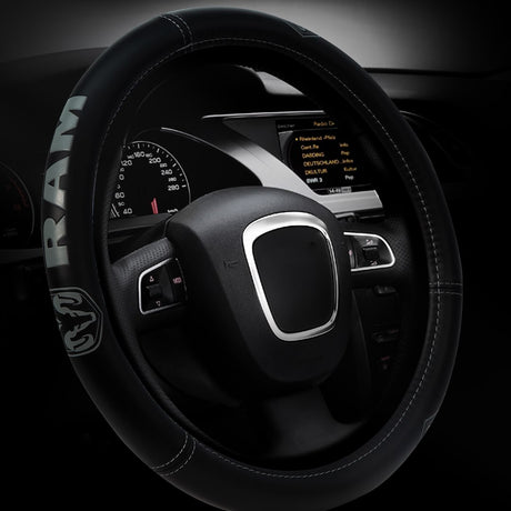 Plasticolor 006789r01 Steering Wheel Cover||006789r01.Jpeg||85||p23006789r01||2217658