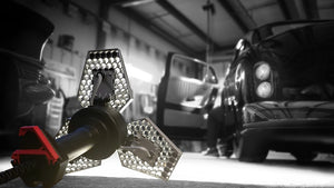 Stkr Concepts 00177 Flashlight||stkr_Trilight_Droplight_Garage_2.Jpg||95||s8k00177||1323226