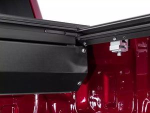 Roll-N-Lock Lg122m Tonneau Cover||lg122m_13.Png||95||r75lg122m||1651322