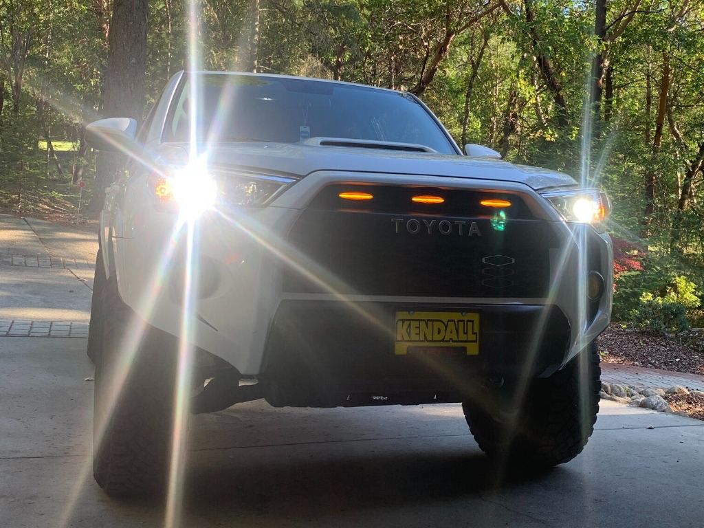 Cali Raised Led Cr3686 Grille Light - Led||cr3684_5.Jpg||90||crlcr3686||853828