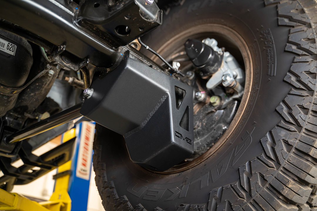 Dv8 Offroad Sptt1-06 Skid Plate||4th-Gen-Tacoma-Rear-Shock-_-Link-Skid-Plates-Installed-3.Jpg||93||dv8sptt106||1629096