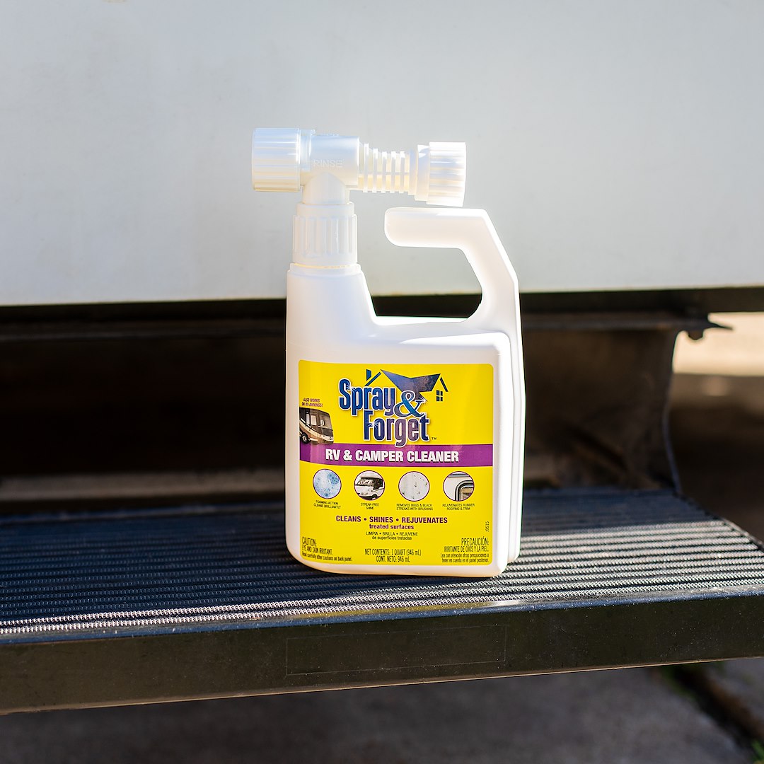 Wm Barr & Company Sfrvcheq04 Rubber Roof Cleaner||||88||w6gsfrvcheq04||1925564
