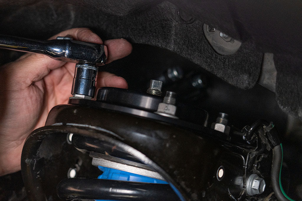 Icon Vehicle Dynamics 51020 Strut Mount||24-Tacoma-Top-Plate-Kit_Inst03_Web-Large.Jpg||90||i4351020||1737640