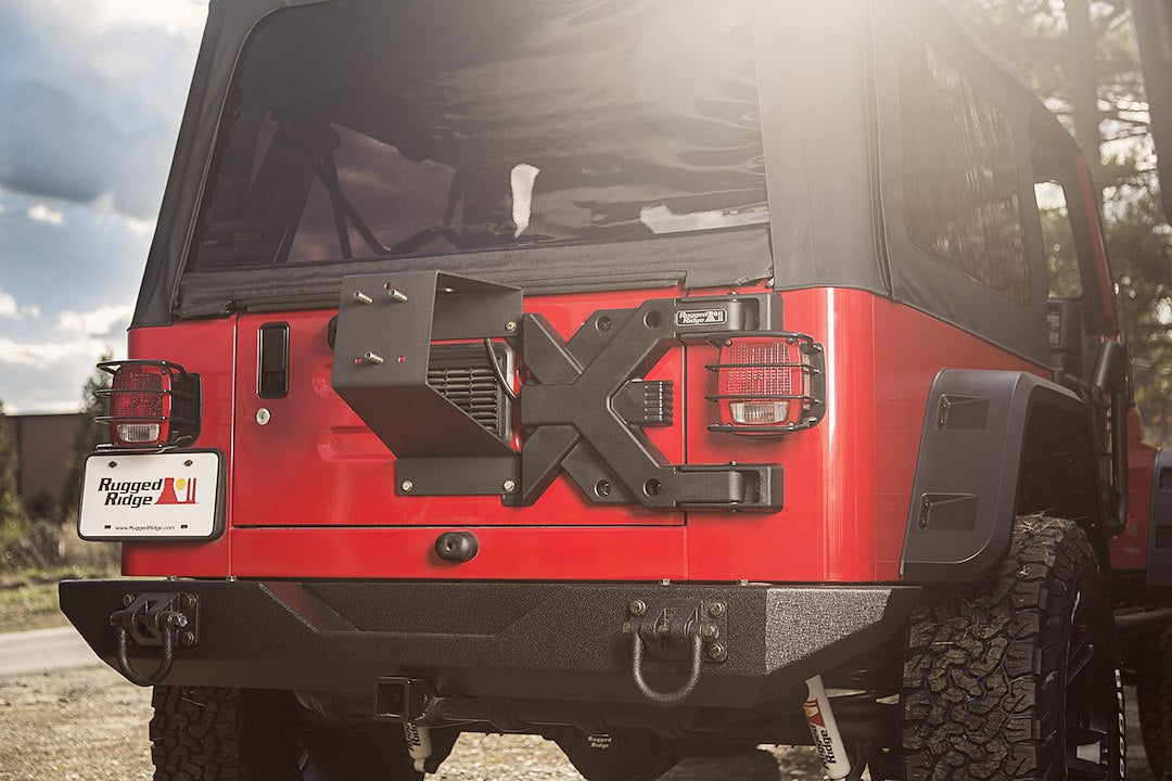 Rugged Ridge 11546.62 Spare Tire Carrier||11546_62_Lifestyle3.Jpg||90||o311154662||1569154