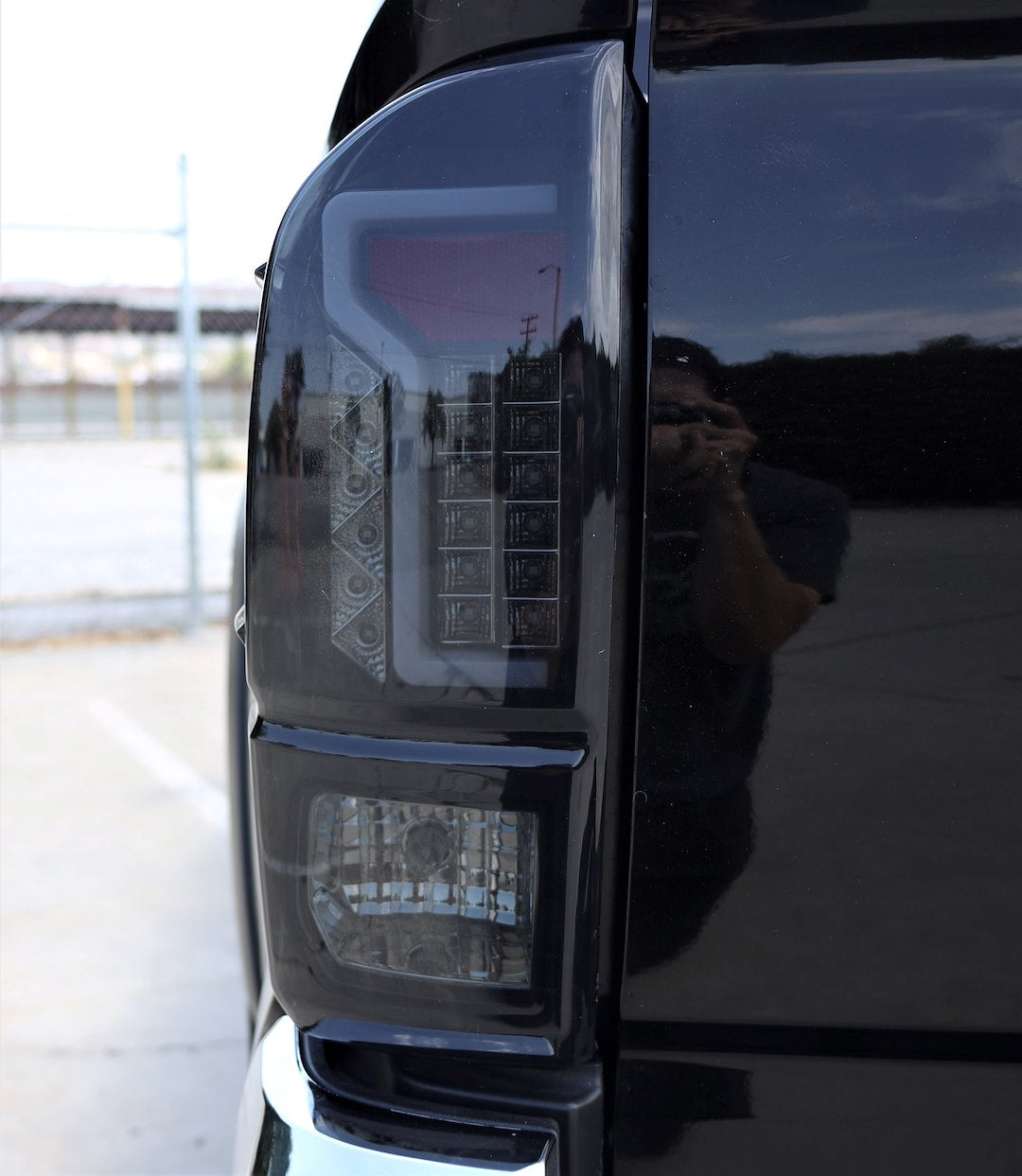 Product of Winjet CTWJ-0466-BS Tail Light Assembly 