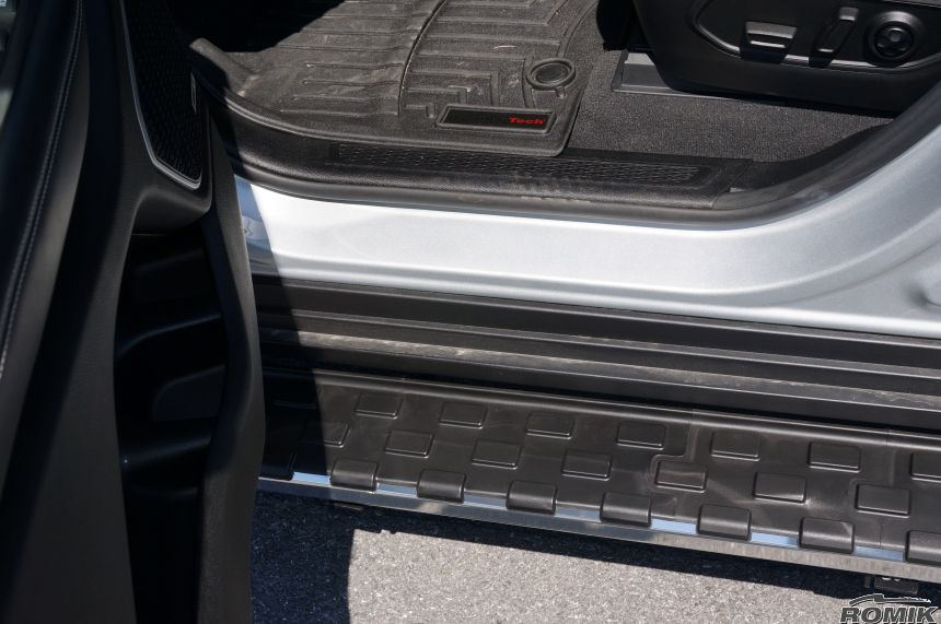 Product of Romik USA 51317418 REC Series Running Board 