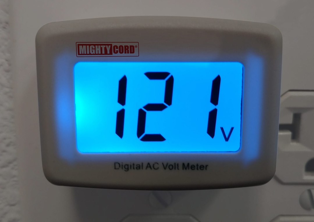 Valterra A10-120vm Line Voltage Monitor||a10-120vm_In-Use.Jpg||87||v46a10120vm||1477934