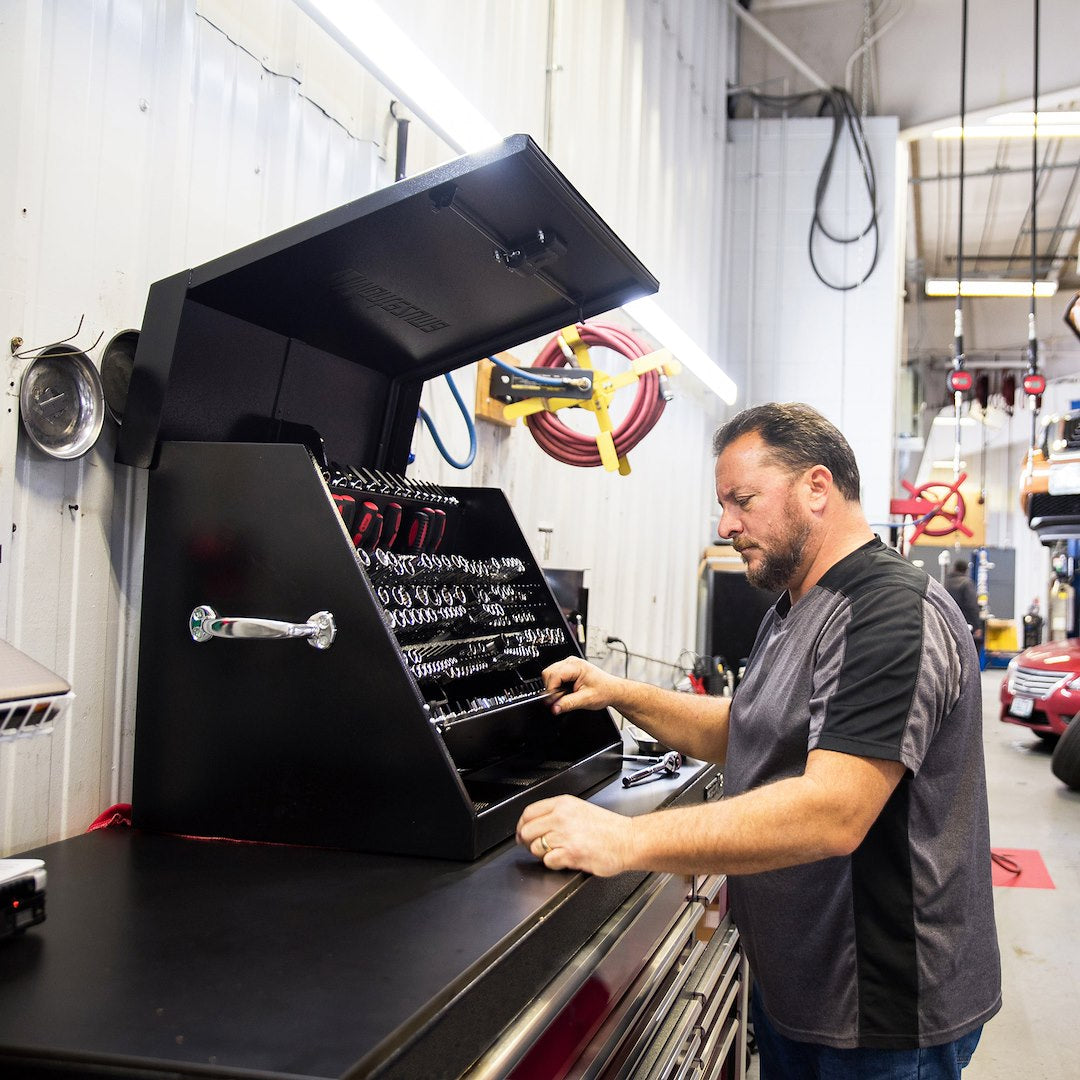 Product of Montezuma LA400B TRIANGLE® Toolbox 