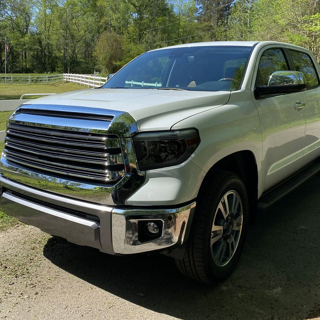 Product of Spec-D Tuning 2lh-Tun14g-G3-Go Headlight Assembly