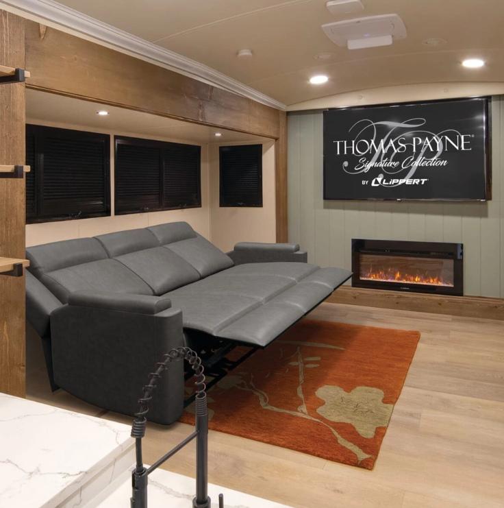 Lippert Components 2024044110 Chair||2024044110_8.Png||93||m6v2024044110||1729718