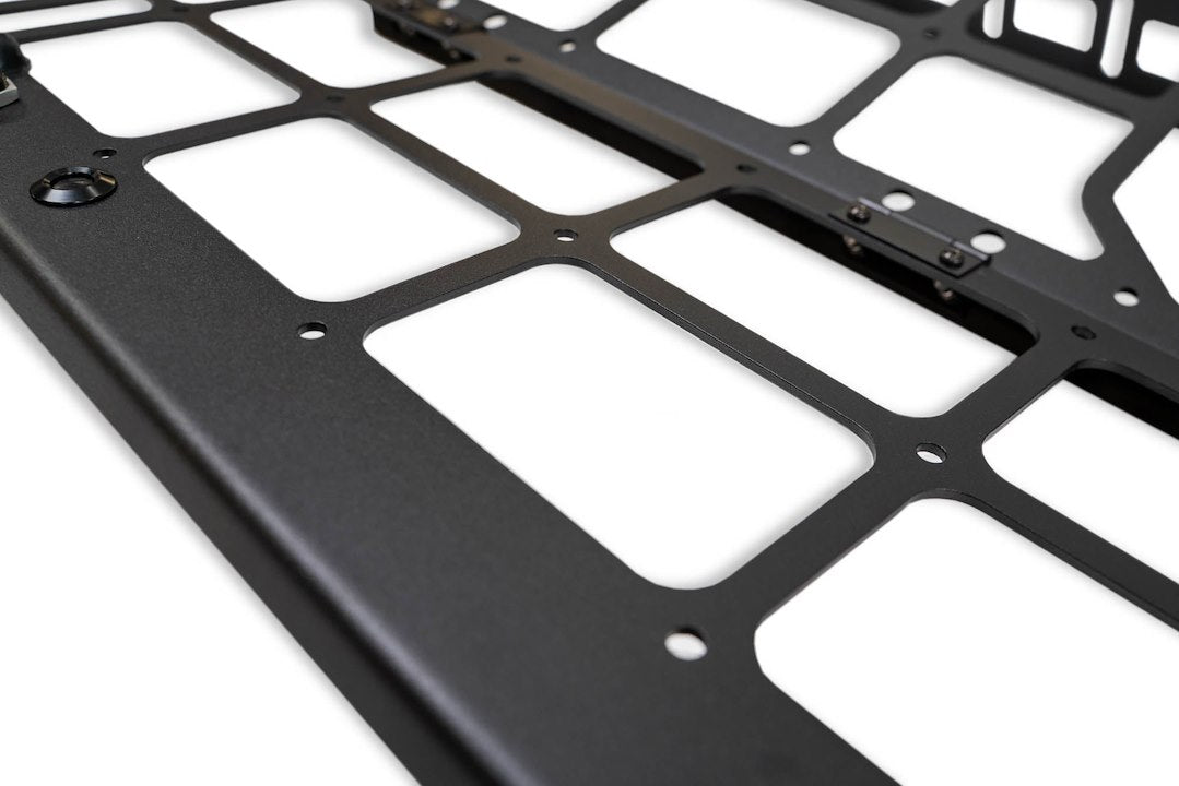 Dv8 Offroad Mpbr-10 Pet Barrier||2021-2024-Ford-Bronco-Dog-Barrier-Offtruck-2.Jpg||86||dv8mpbr10||1628176