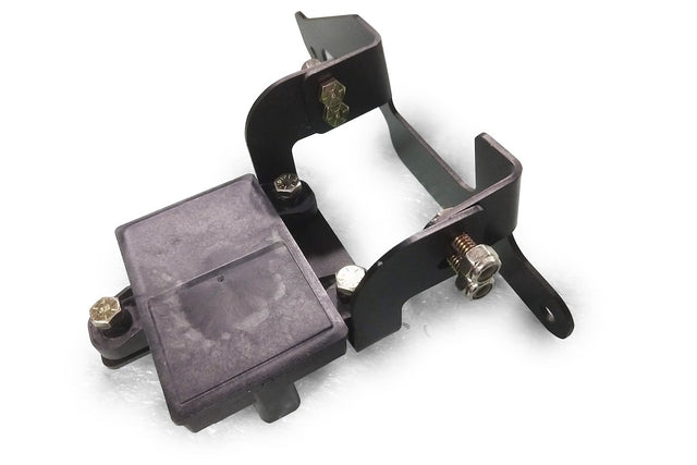 Fab Fours M3853-1 Cruise Control Sensor Relocation Bracket||m3853_1_V2.Jpg||85||f66m38531||1638493