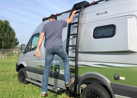 Backwoods Adventure Mods Bwmr3a-8530-Rev Rv Ladder||bwmr3a-8530-Rev_1.Jpg||86||chnr3a8530rev||1490342