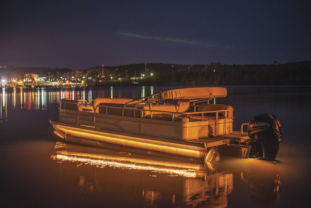 T-H Marine Led-Pbdk20rgb-Dp Boat Deck Light||gdixon_Guntersville Led Shoot -2136.Jpg||85||t9tpbdk20rgbd||1135680