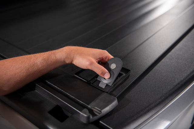 Line-X Accessories Tgt-80865 Tonneau Cover||dsc_8648_Final.Jpg||88||tgrtgt80865||1502838